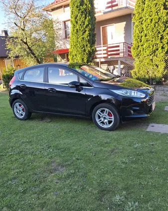 małopolskie Ford Fiesta cena 31500 przebieg: 118000, rok produkcji 2015 z Chodecz